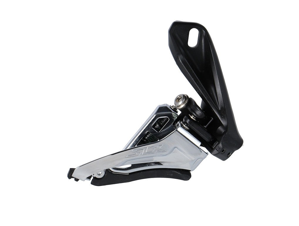 Der. Calza delantera. SLX Tracción delantera FD-M7100 Giro lateral, 66-69°, 2x12 velocidades, montaje directo.
